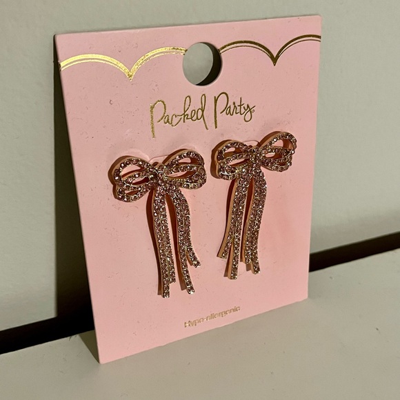 Pink Bow Earrings - Picture 2 of 4